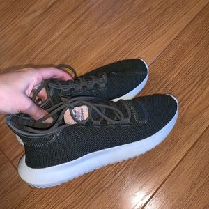 Adidas womens tubular shadow